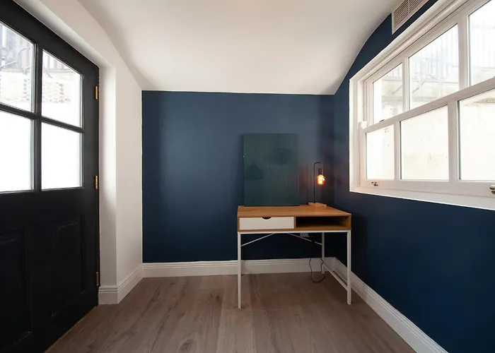Διαμέρισμα Beautiful 2 Bedroom Close To Centre *